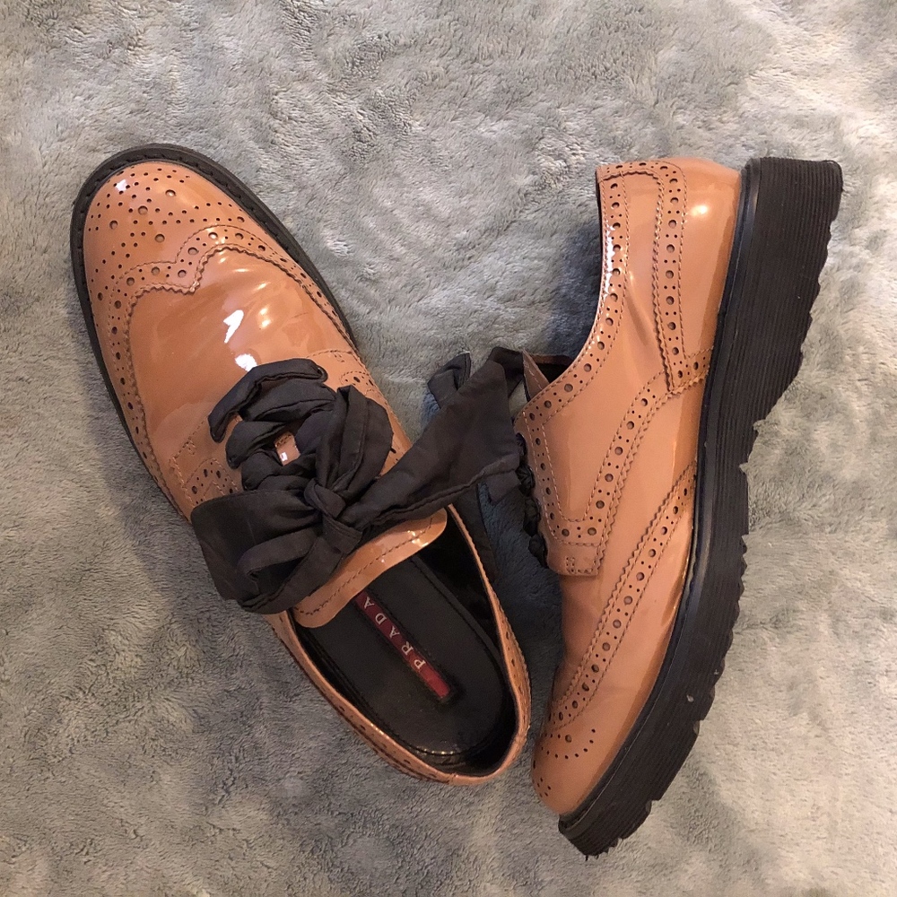 Authentic Prada brogues with ribbon lace